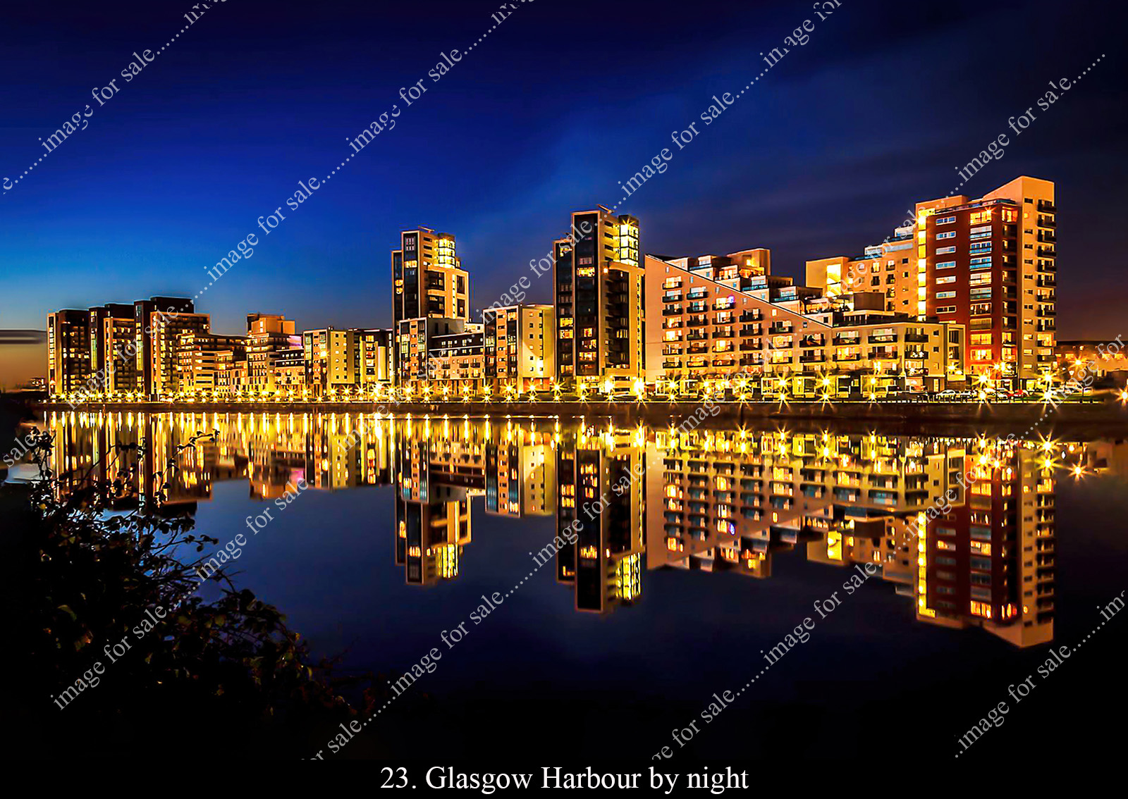 Glasgow Harbour at night